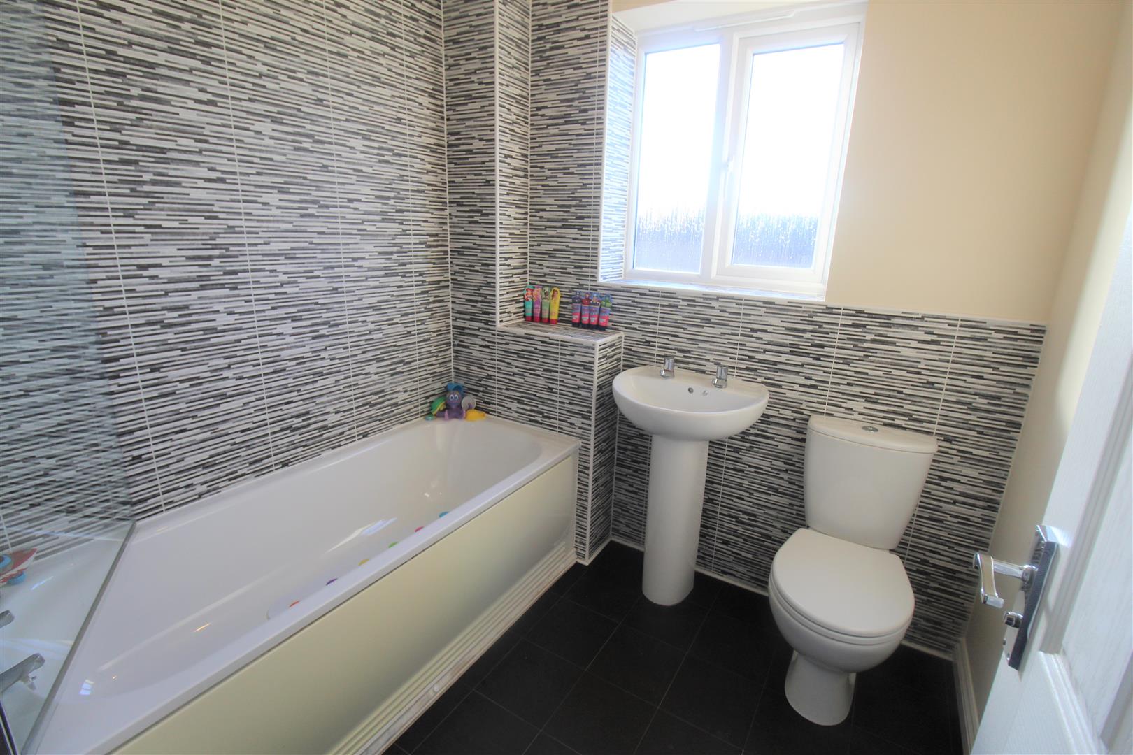 Hollinwood Close, Norton Heights, Stoke-On-Trent